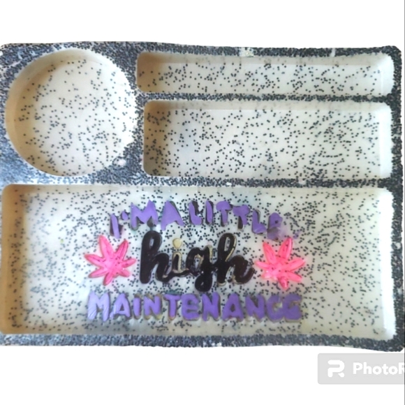 Handmade Pearlescent White and Silver Glitter Jewelry Sorting Tray - Picture 3 of 3